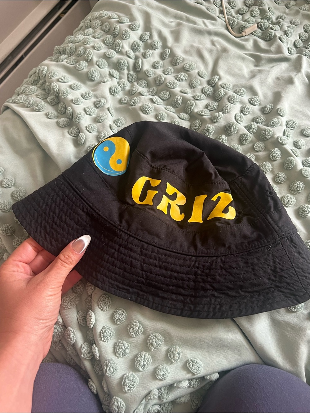 GRIZ reversible bucket hat